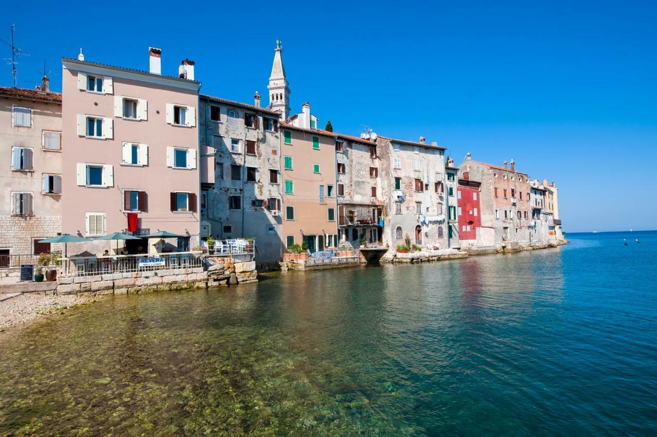 Studio First Row To The Sea Rovinj Exterior photo