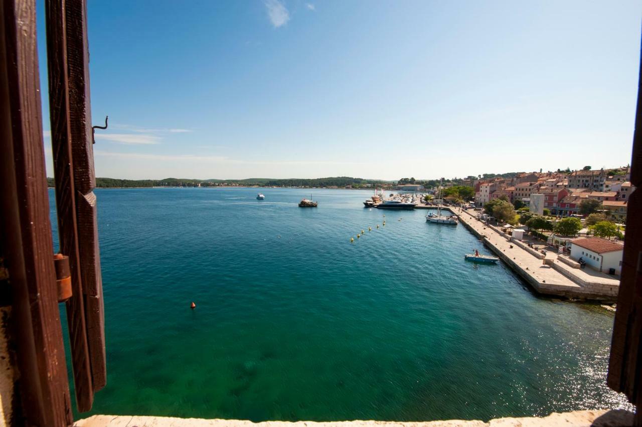 Studio First Row To The Sea Rovinj Exterior photo
