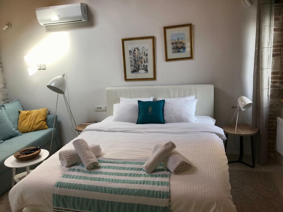 Studio First Row To The Sea Rovinj Exterior photo